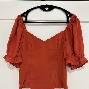 NWT Abercrombie and Fitch puff sleeve blouse burnt orange size small